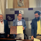 José Antonio de Miguel, Benito Serrano y Pablo Sabín, ayer en la Diputación. HDS