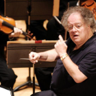 El famoso director de orquesta James Levine, en una imagen del 2007, en París.-MIGUEL MEDINA (AFP)