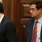 Pedro Sánchez y Óscar López, en una imagen de archivo.-EL MUNDO