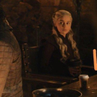 Imagen del café junto a Daenerys en Juego de tronos.-TWITTER