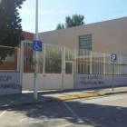 Pintadas en el instituto El Palau de Sant Andreu de la Barca.-TV-3