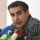 El socio azulgrana Jordi Cases, durante una rueda de prensa.-Foto: JOSEP MARÍA AROLAS