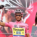 Contador mantiene la 'maglia rosa'.-Foto: EFE / DANIEL DAL ZENNARO
