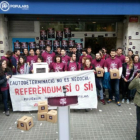 Miembros de Arran participan en la ocupación de la sede del PP en Barcelona.-