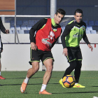 Íñigo Pérez será uno de los encargados de llevar la manija del equipo ante el Alcorcón.-VALENTÍN GUISANDE