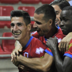 Pere Milla y Diamanka celebran junto a Manu del Moral y Mateu el gol del primero logrado ante el Huesca.-DANIEL RODRÍGUEZ