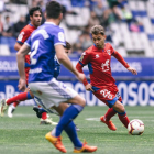 Fran Villalba en una acción de juego durante el partido disputado entre el Real Oviedo y el Numancia.-ÁREA 11