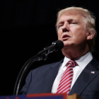 Donald Trump en un acto electoral durante la campaña presidencial.-AP / EVAN VUCCI
