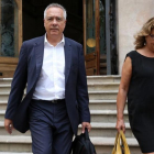 ere Navarro a la salida de la Audiencia de Barcelona.-RICARD CUGAT