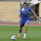 Regalón en un entrenamiento en el anexo de Los Pajaritos. / V. Guisande-