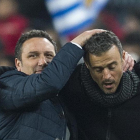 Eusebio y Luis Enrique se saludan.-JORDI COTRINA