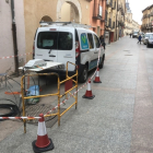 Obras de la instalación de banda ancha en El Burgo.-HDS