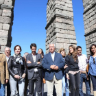 El vicesecretario de Política Autonómica y Local del PP, Javier Arenas, acompaña a los candidatos del PP de Segovia en su jornada de campaña electoral-Ical