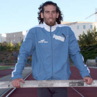 César Pérez Segovia durante su época como atleta en el Caep Soria. / ÚRSULA SIERRA-