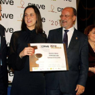 El premio de Bodega del Abad fue recogido por Adriana Ulibarri. / DIARIO DE LEÓN-