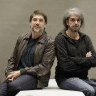 Bardem junto a León de Aranoa, hoy, en Paraninfo-CHUS MARCHADOR
