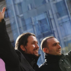 Pablo Iglesias y el secretario general de Podemos en Madrid, Luis Alegre.-AGUSTÍN CATALÁN