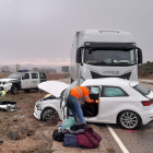 Accidente de tráfico en el cruce de Berlanga de Duero, Soria, con una fallecida y un herido. MARIO TEJEDOR
