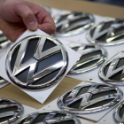 La chapa de Volkswagen.-ODD ANDERSEN / AFP