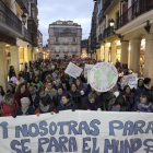 Más de 2.000 personas acudieron a la manifestación por el Día de la Mujer-Luis Ángel Tejedor
