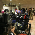 Maletas perdidas en el aeropuerto de Barcelona.-FERRAN NADEU