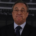 Florentino Pérez, en una comparecencia reciente en el Bernabéu.-DAVID CASTRO