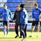 Anquela y varios de sus jugadores en el entreno de ayer en Los Pajaritos. / Álvaro Martínez-