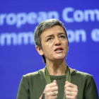 La comisaria europea de la Competencia, Margrethe Vestager, durante una rueda de prensa en Bruselas.-AP / THIERRY MONASSE