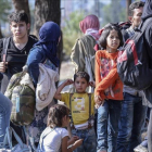Refugiados en Grecia.-EFE / GEORGI LICOVSKI