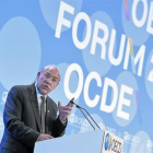 El secretario general de la OCDE, José Ángel Gurría, en una presentación.-AFP / BERTRAND GUAY