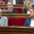 Raül Romeva y Oriol Junqueras, en el Parlament en julio del 2017.-FERRAN SENDRA