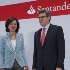 La presidenta del Banco Santander, Ana Botín, y el consejero delegado, José Antonio Álvarez-EFE / ZIPI