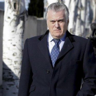 El extesorero del PP Luis Bárcenas, a su salida de la sede de la Audiencia Nacional en enero del 2017, cuando se reanudó el juicio del caso de corrupcion politica Gürtel.-EFE