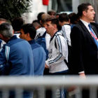Leo Messi, a su llegada al hotel de concentración de Argentina, el pasado miércoles, en Santiago (Chile) donde disputará contra Chile la final de la Copa América.-Foto: EFE / JUAN CARLOS CÁRDENAS