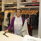Montse Gutiérrez Sanz, en Lanidor, el establecimiento que regenta en la calle Puertas de Pro.-VALENTÍN GUISANDE