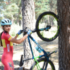 Gisela Herrero, joven promesa del ciclismo de montaña en Soria.