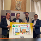 Serrano, Peregrina, Pareja y Gonzalo en la presentación del cupón en la sede de Diputación.