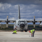 Uno de los aviones Hércules estacionado el aeródromo de Garray (Soria).