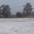 La nieve obliga a aplazar el Covaleda-Tardelcuende de fútbol.
