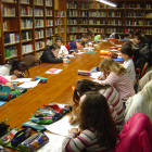 Actividad realizada en la biblioteca de El Burgo por el Día del Libro.