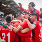 El Numancia supera por 2-0 al Utebo y ya sólo tiene por delante una eliminatoria de cara al ascenso.