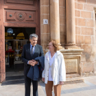 Rosario Bermudo y Fernando Osuna a las puertas de los Juzgados.