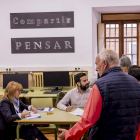 Trajín colegios electorales de la capital