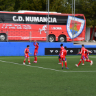 El autobús del Numancia tiene por delante otra temporada intensa de viajes en Segunda Federación.