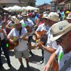 La Ronda Popular de Duruelo salió a la calle por la celebración de Santa Marina.