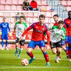 Cristian Delgado seguirá en el once del Numancia para formar en el centro del campo.