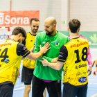 Un encuentro solidario el del Balonmano Soria