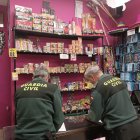 Establecimiento de venta de artificios pirotécnicos en una inspección de la Guardia Civil.