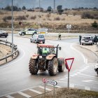 Movilización de tractores en protesta por la Agenda 2030 y la carga burocrática.