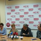 Los representantes sindicales durante la comparecencia.